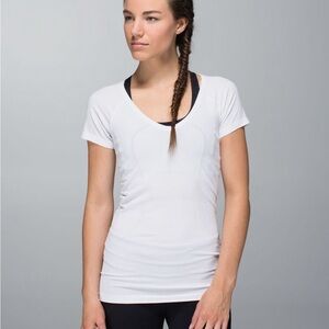 Lululemon Athletica Run Swiftly Tech V-Neck Short Sleeve Tee